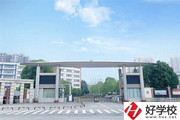長(zhǎng)沙衛(wèi)校推薦，中職學(xué)校學(xué)醫(yī)衛(wèi)專業(yè)有用嗎？