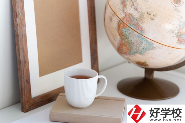 永州第二技工學(xué)校怎么樣？學(xué)校是公辦的嗎？