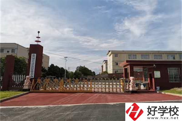 郴州私立職校的學(xué)費是多少？有收費便宜的嗎？
