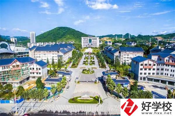湘西自治州技工學校教學樓