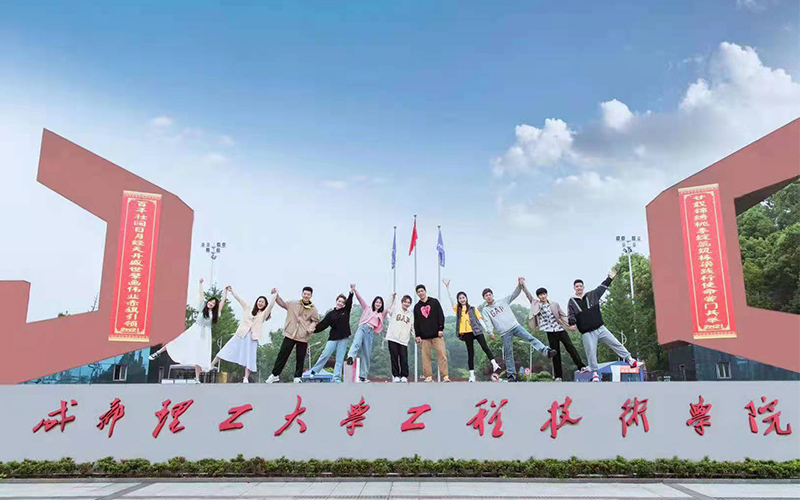 2024年溪洛渡職業(yè)技術(shù)學(xué)校有哪些專業(yè)